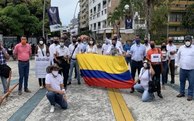Abogados litigantes en Ibagué y Colombia, no aguantan más y realizaron plantón