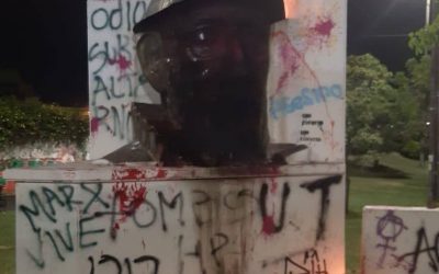Vandalismo en monumento de Andrés López de Galarza