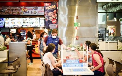 Autoridades realizan controles sanitarios en restaurantes de la ciudad
