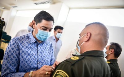 64 Policías fueron condecorados por el alcalde Andrés Hurtado