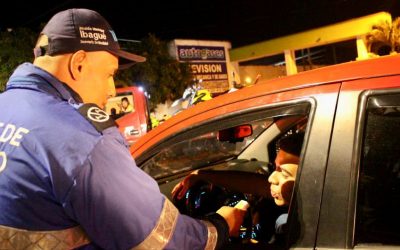 Los agarraron manejando borrachos