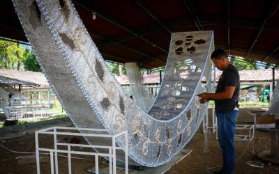 Este año nuevamente el alumbrado navideño es elaborado por manos ibaguereñas