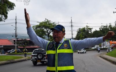 Controles de movilidad en la glorieta de Mirolindo