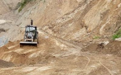 Se mejoran las rutas de evacuación que conducen al volcán Cerro Machín