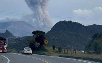 Alerta naranja por cambio de actividad del volcán nevado del Ruiz