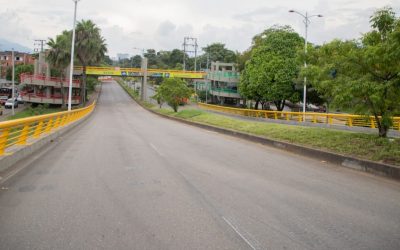 Puente del Éxito calzada bajando estará cerrado hoy jueves por pavimentación
