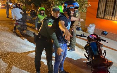 3 establecimientos cerrados, capturas, riñas y hurtos, durante el puente festivo