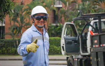 Las cuadrillas de alumbrado público de Infibagué, por toda la ciudad