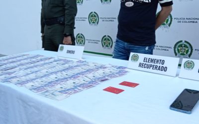Lo agarraron haciendo un cambiazo de tarjeta a un ciudadano