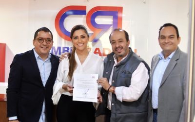 Adriana Magali Matiz recibe coaval del Partido Cambio Radical