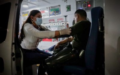 Cuatro policías heridos dejó protestas de transportadores