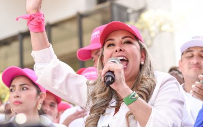 Multitudinaria: Así fue la inscripción de Johana Aranda