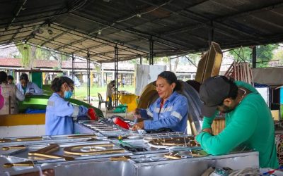 El taller de alumbrado navideño trabaja a toda máquina