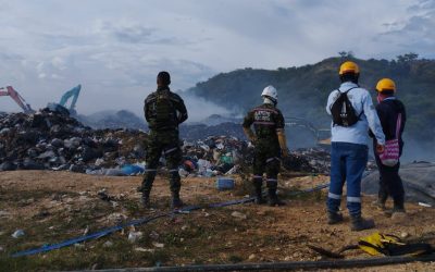Se logró controlar el incendio del relleno sanitario La Miel?