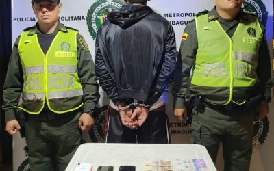 Hurtaron pertenencias a taxista, uno fue capturado