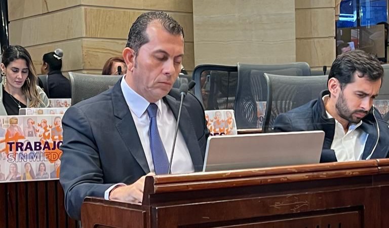 Carlos Edward Osorio, se pronuncia sobre la reforma a la salud elcorrillo