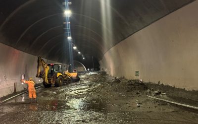 Miles de vehículos represados en vía Calarcá-Ibagué