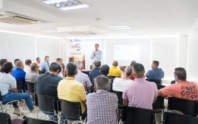 Conscientes de la alta accidentalidad, taxistas se capacitan en Ibagué