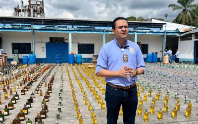 Destruyeron 32.645 unidades de licor adulterado