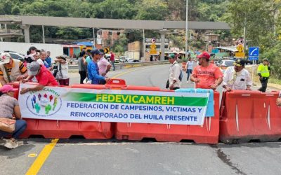 Gobierno y firmantes de paz dialogan para levantar bloqueos en Sumapaz