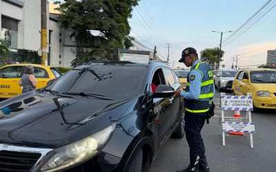Más de 90 conductores  sancionados por no acatar la medida