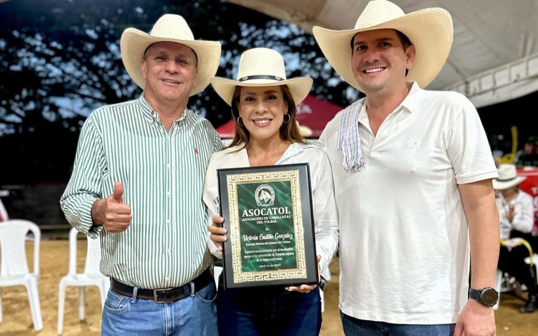 Asocatol entregó reconocimiento a la Fábrica de Licores