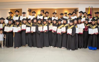 Felicitaciones a los nuevos graduados con el apoyo de ComfaTolima