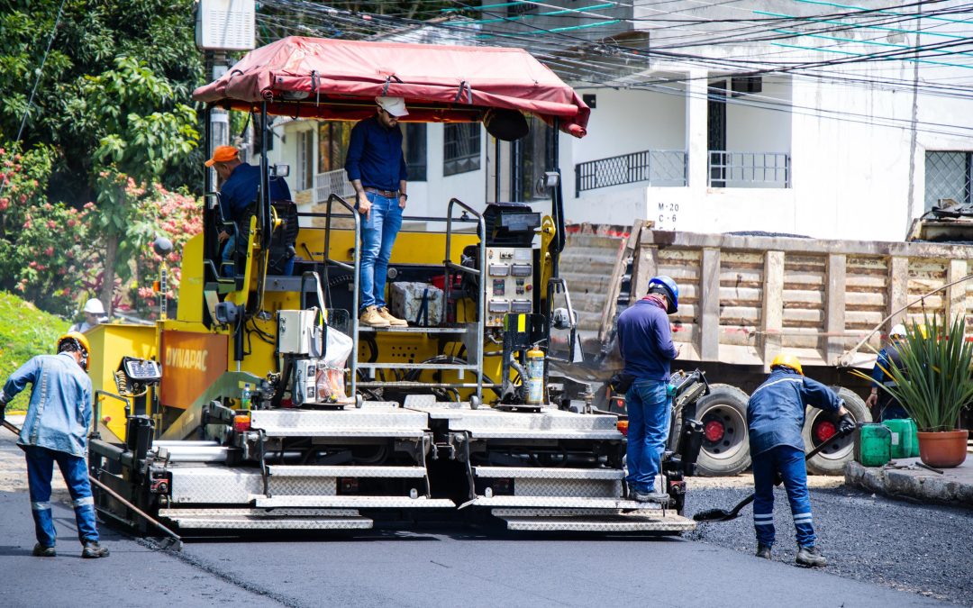 Arrancaron obras de mejoramiento vial en Villa Café
