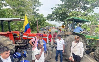 Tolima sigue con bloqueos pese a mesa de diálogo por paro arrocero