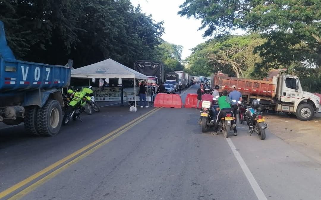 Paro arrocero en Tolima continúa con bloqueos intermitentes en varios municipios