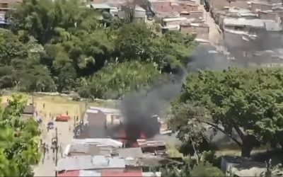 Incendio en fábrica del barrio Industrial de Ibagué alerta a la comunidad