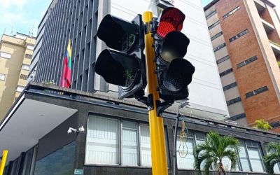 Retrasos y controversias en proyectos viales y de semaforización en Ibagué