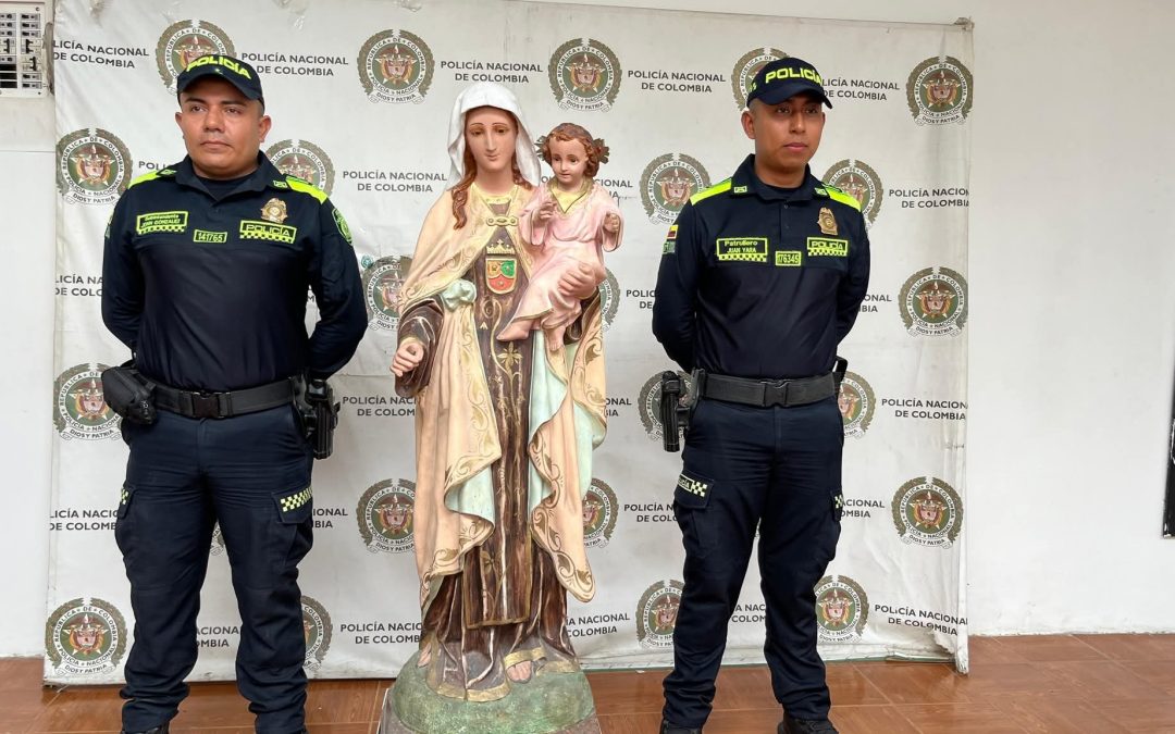Imagen robada de la Virgen del Carmen en Chaparral fue hallada en zona boscosa