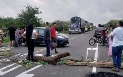 Venadillo protesta por fallas de energía