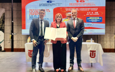 UT recibe exaltación al mérito cívico por su aporte al desarrollo del departamento