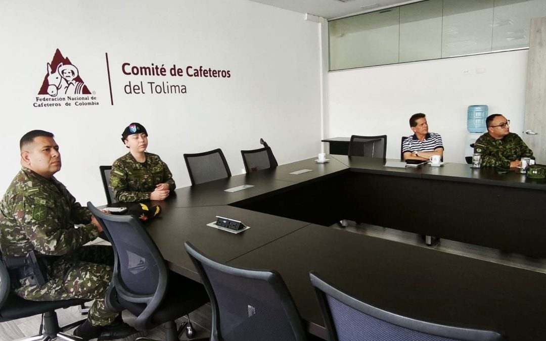 El Ejército refuerza seguridad en las montañas cafeteras del Tolima