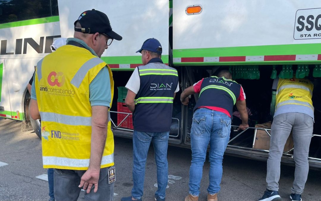 GOAT lidera operativos Anticontrabando en  vías con apoyo de la DIAN y el ICA