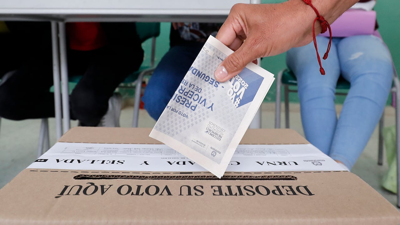 D7AVUSTLOFCIRIR64HKCLNL7PU