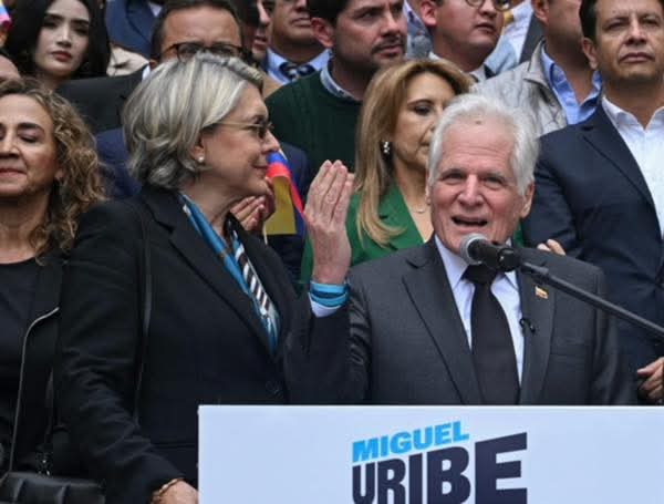 Miguel Uribe Londoño; excluido de la lista presidencial del Centro Democrático