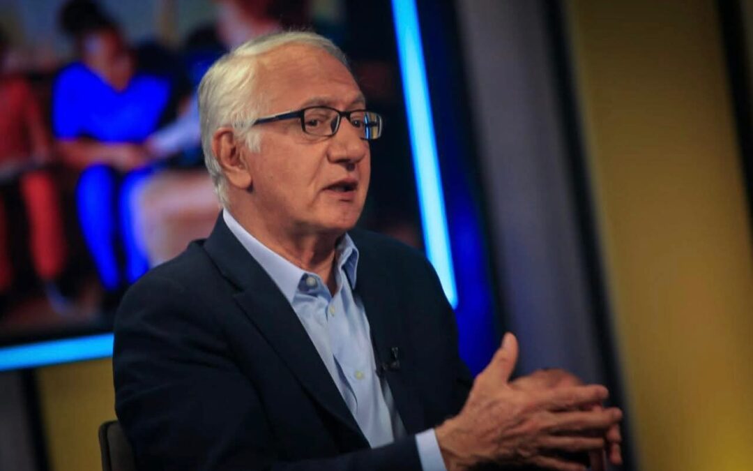 Jaramillo cuestiona gestión de recursos en el sistema de salud