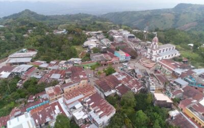 Alcalde de Falan Alerta Impactos Negativos en Agricultura y Turismo