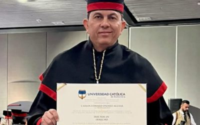 Carlos Edward Osorio obtiene su doctorado en Derecho
