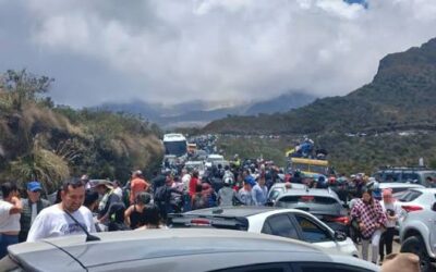 Denuncias por congestión vehicular en la vía Murillo- Manizales