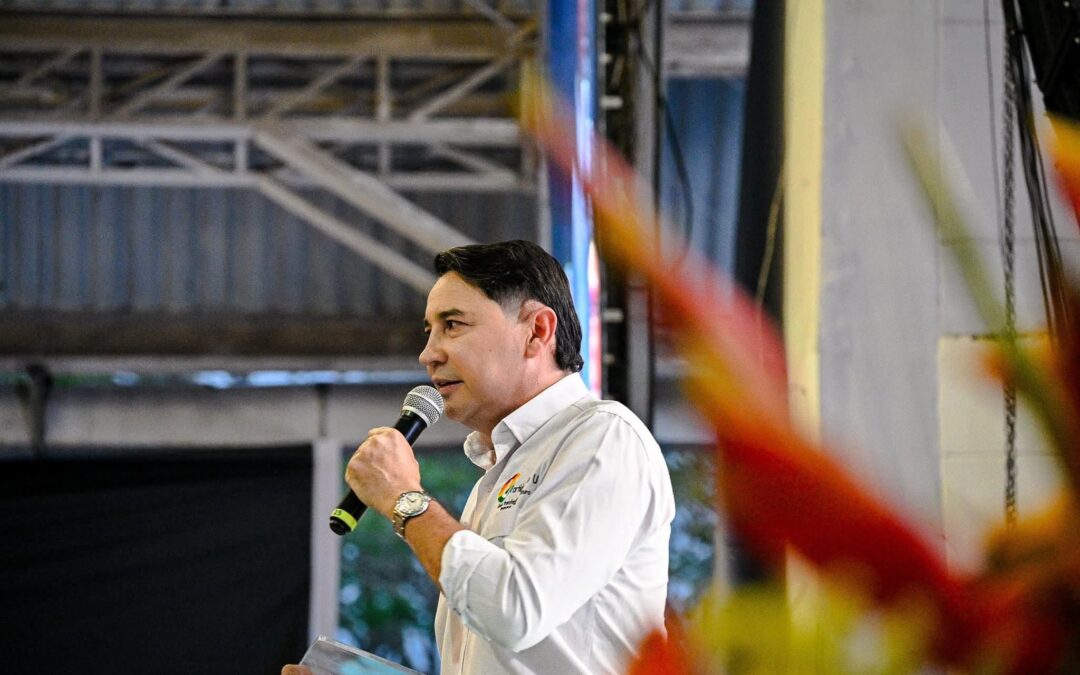 Andrés Hurtado denuncia suplantación de identidad en solicitud ante el CNE