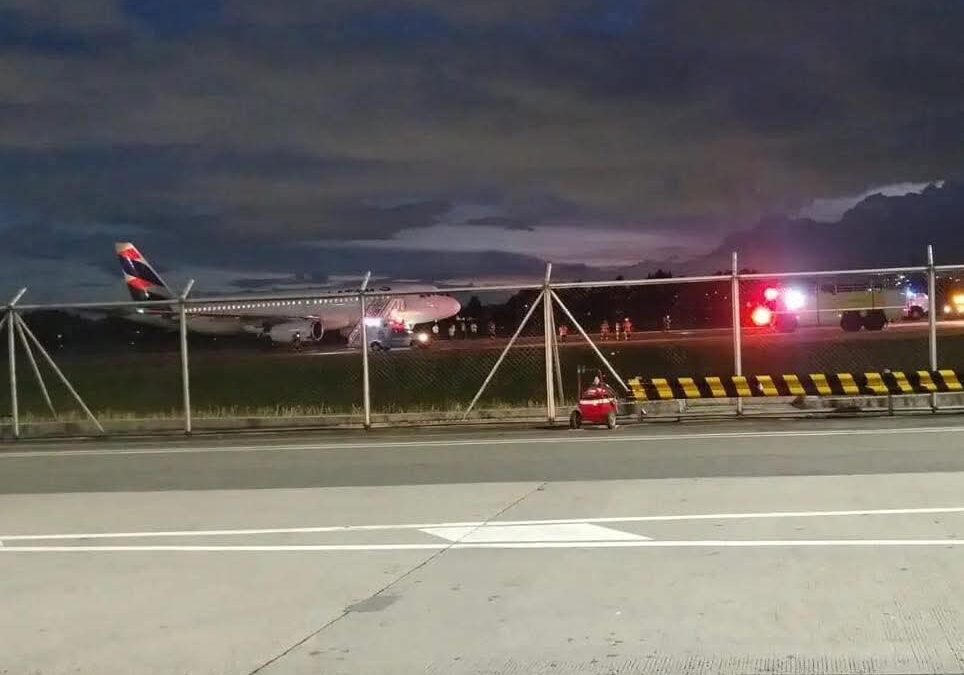 Avión de LATAM suspendió despegue en El Dorado
