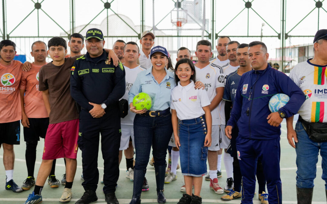 San Juan de la China estrena polideportivo y avanza en gasificación rural