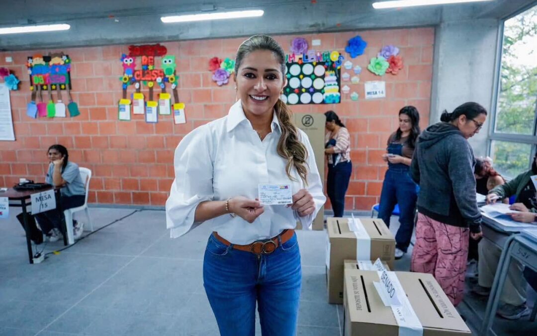 Gobernadora Adriana Matiz votó en Ibagué e invitó a participar en la jornada democrática