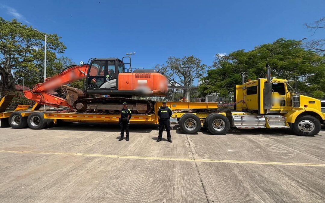 Incautan tres tractocamiones con maquinaria ilegal en operativos en Coyaima