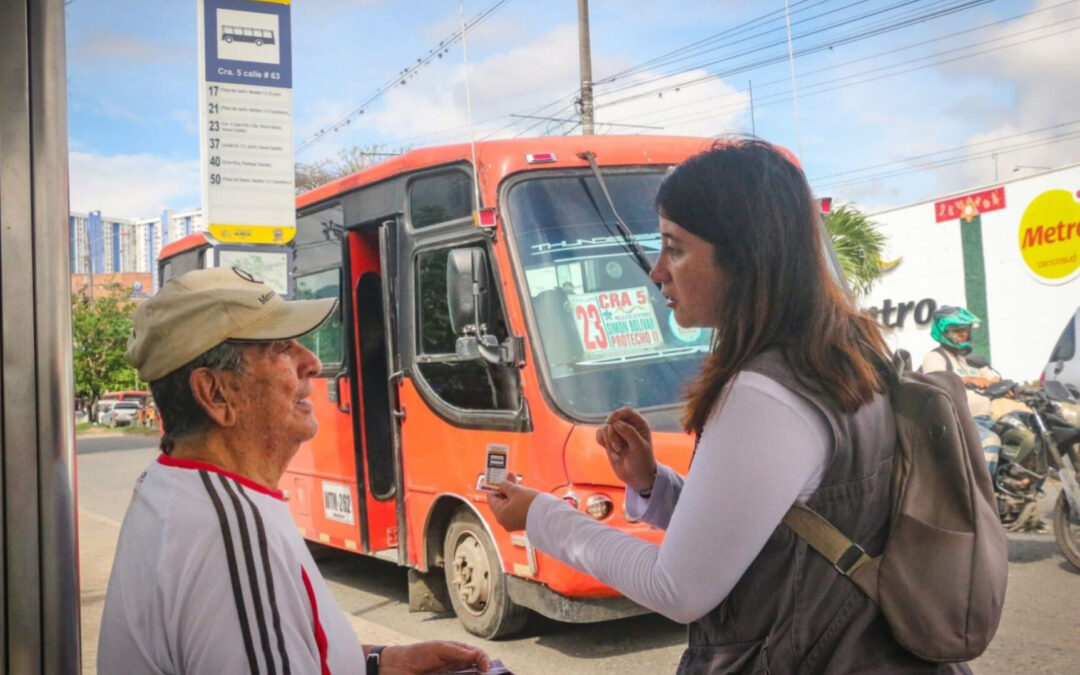 Ibagué pone en marcha plan piloto de paraderos en la carrera Quinta
