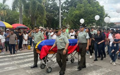 Chaparral despide con honores al patrullero Jeison Rayo Espinosa
